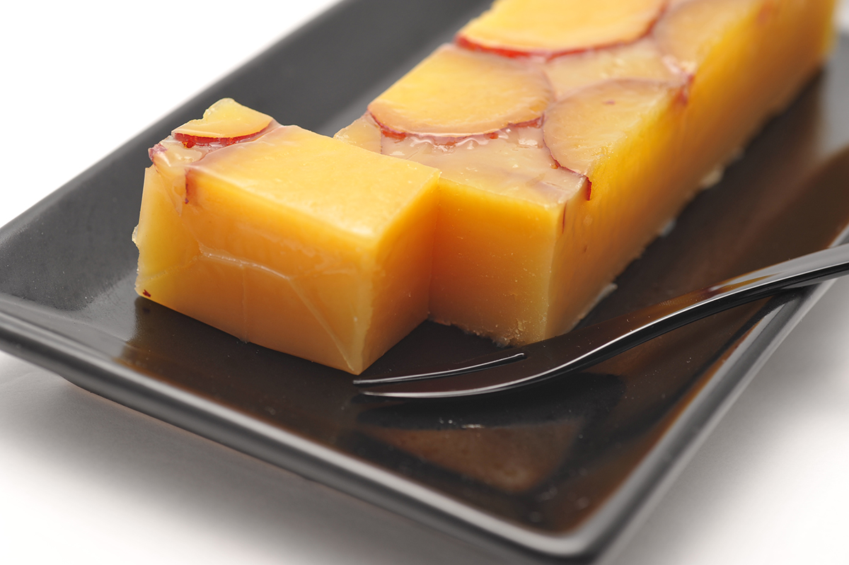 お芋の蒸し羊かん（210g）｜商品紹介｜栗と厳選素材のおいしい老舗